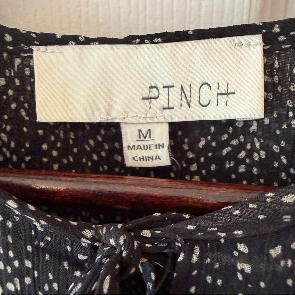 Pinch Black and White Patterned Dress - Picture 3 of 5